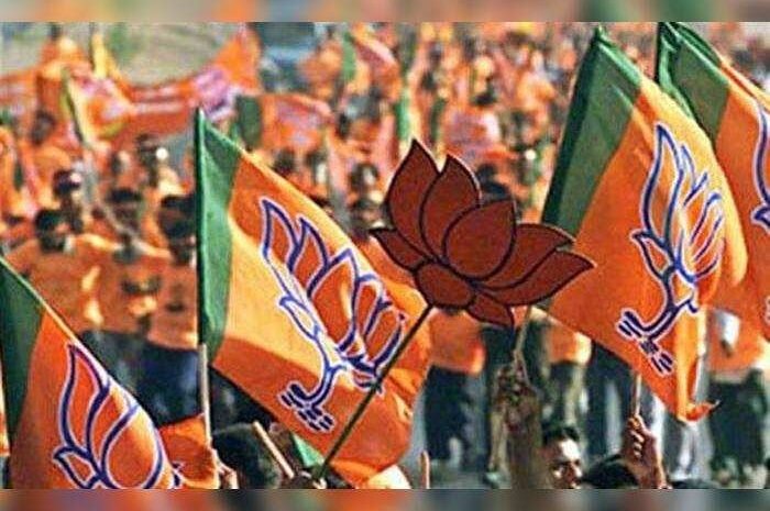 भाजपा में अनुभव और युवा जोश के बीच चयन को लेकर मशक्कत जारी